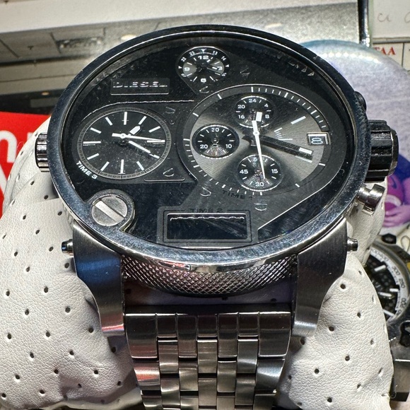 Diesel 55mm Men’s Watch Preowned - Picture 8 of 9